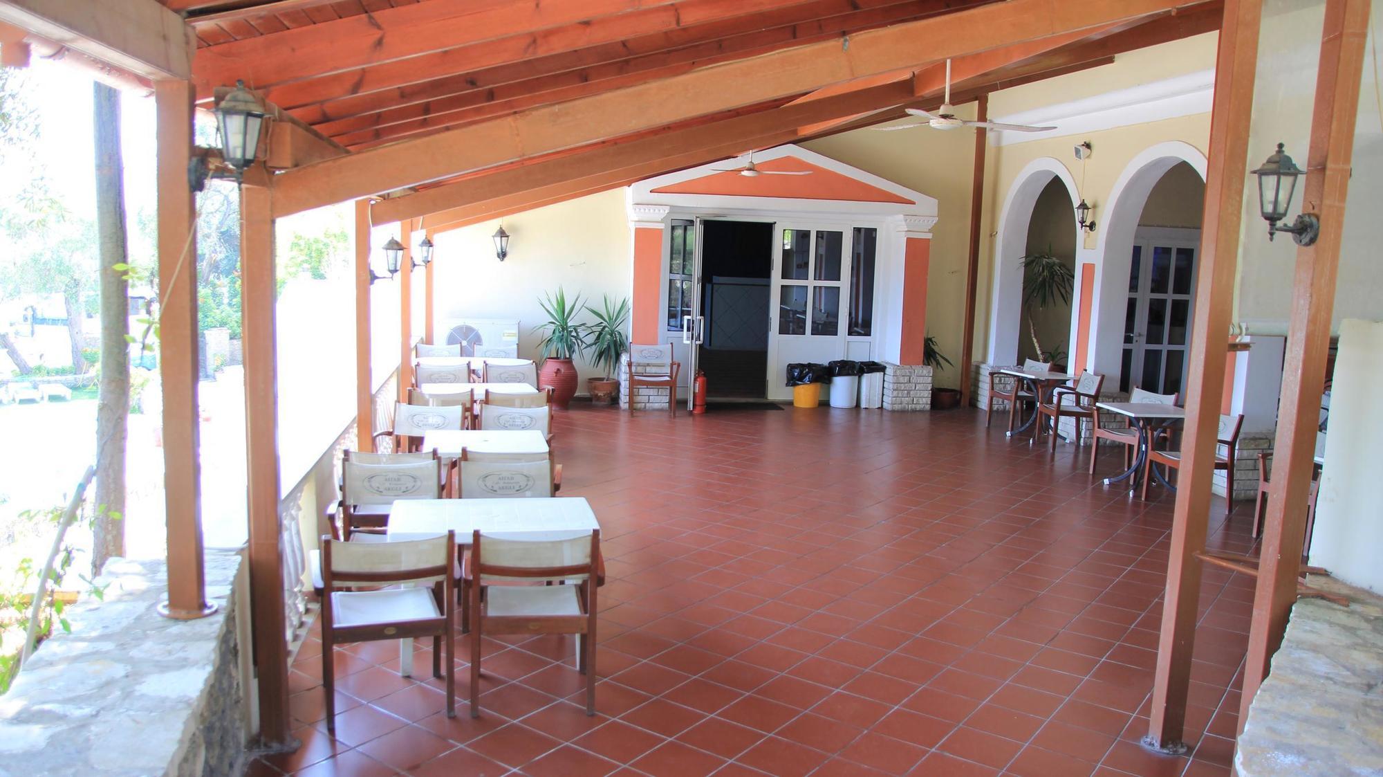 Corfu Village (Adults Only) Agios Ioannis Peristerion 외부 사진